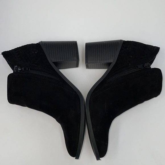 - Madden Girl Black Ankle Boots - Picture 3 of 8